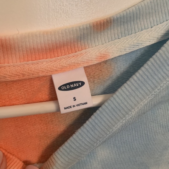 Old Navy Tie-Dye Crewneck Sweatshirt - Picture 3 of 3